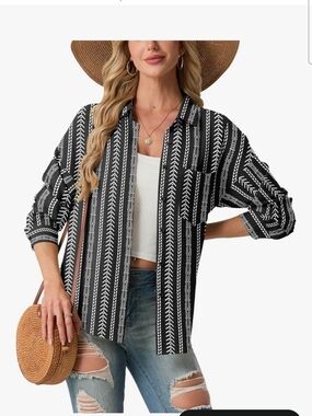 Black & White Striped Chevron Button-Down Shirt - Women